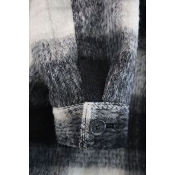 Old Navy Women's Sz 3X Black Plaid Printed Flannel Long Utility Shacket - Picture 6 of 15